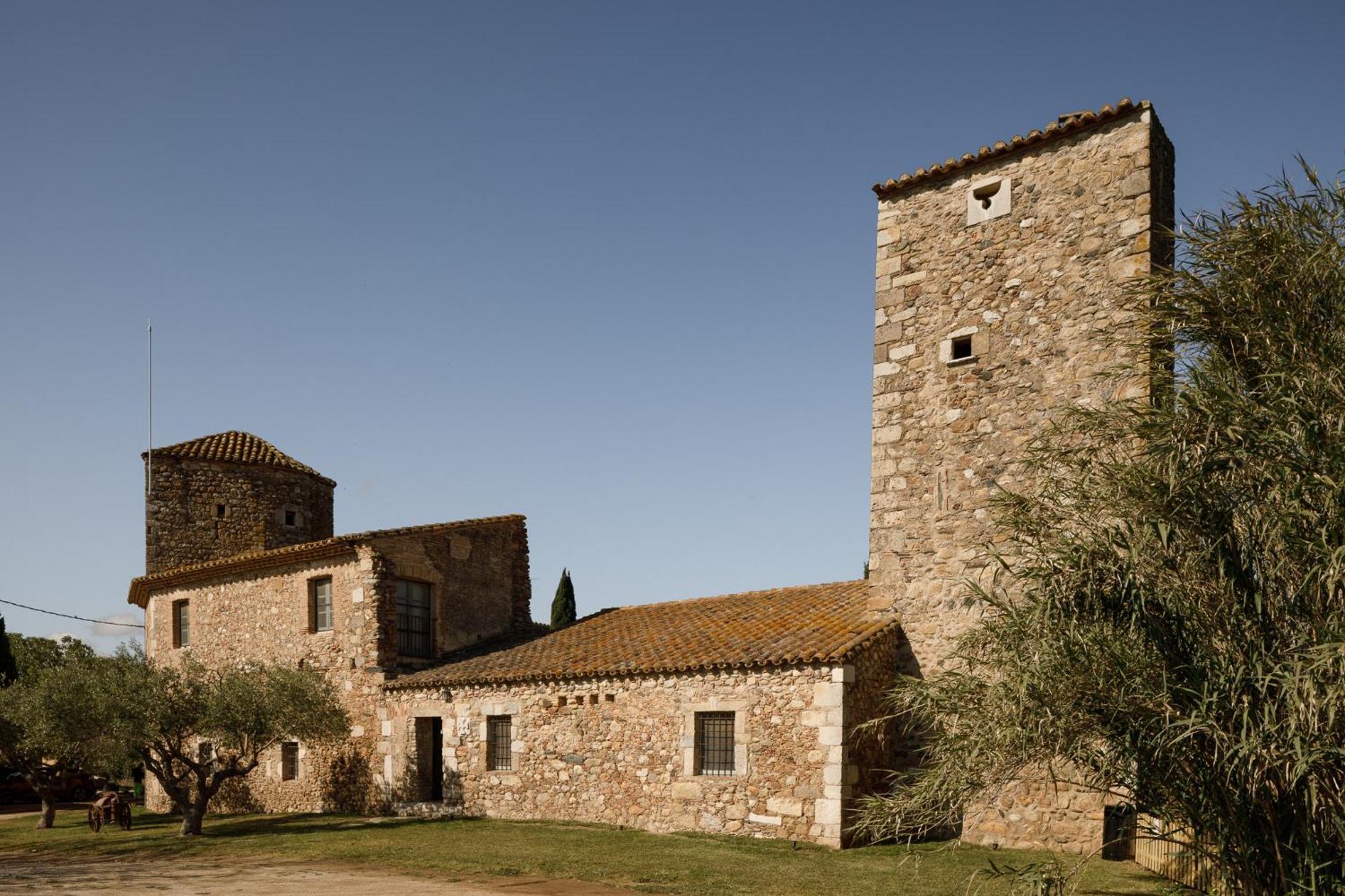 Hotel Castell De Vallgornera Peralada Dış mekan fotoğraf