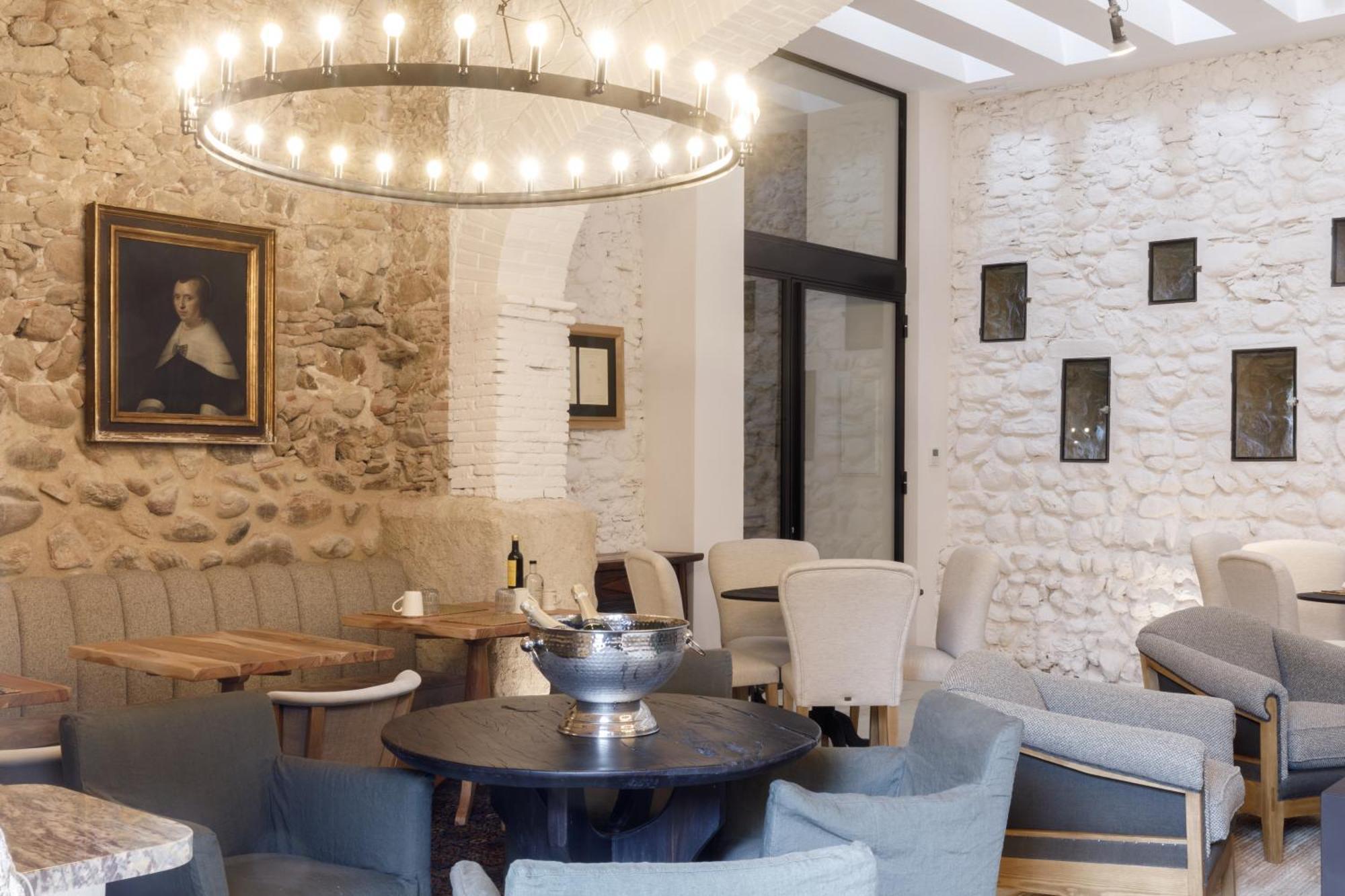 Hotel Castell De Vallgornera Peralada Dış mekan fotoğraf